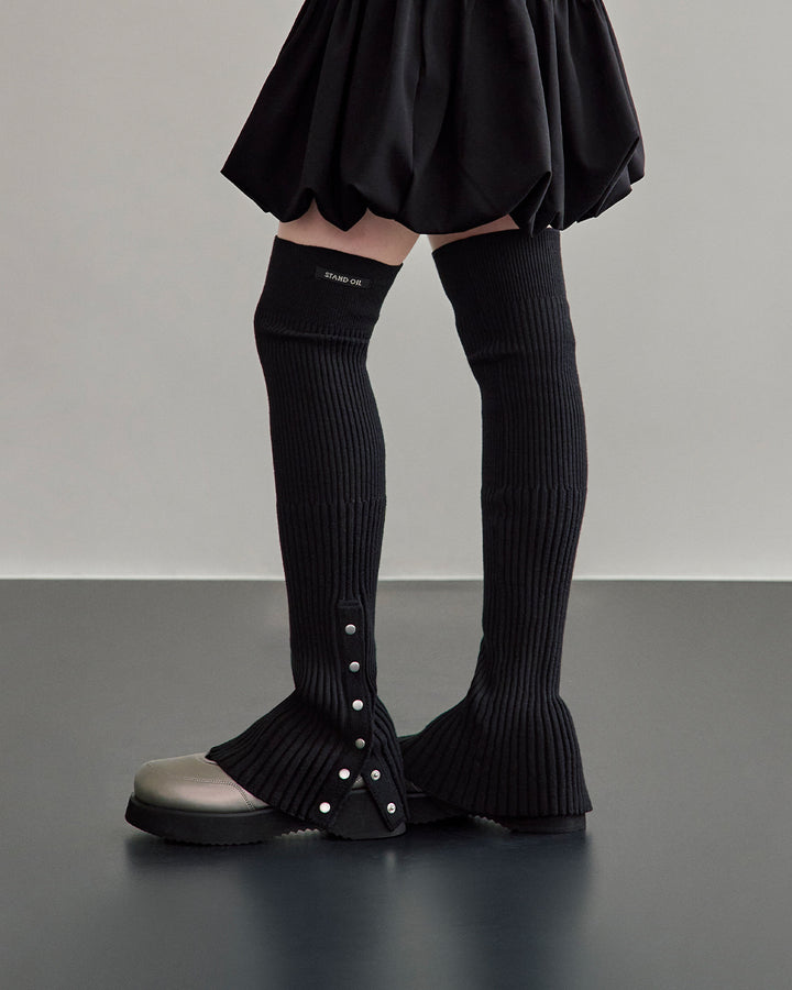 Stand Oil Snap Knit Leg Warmer — Black