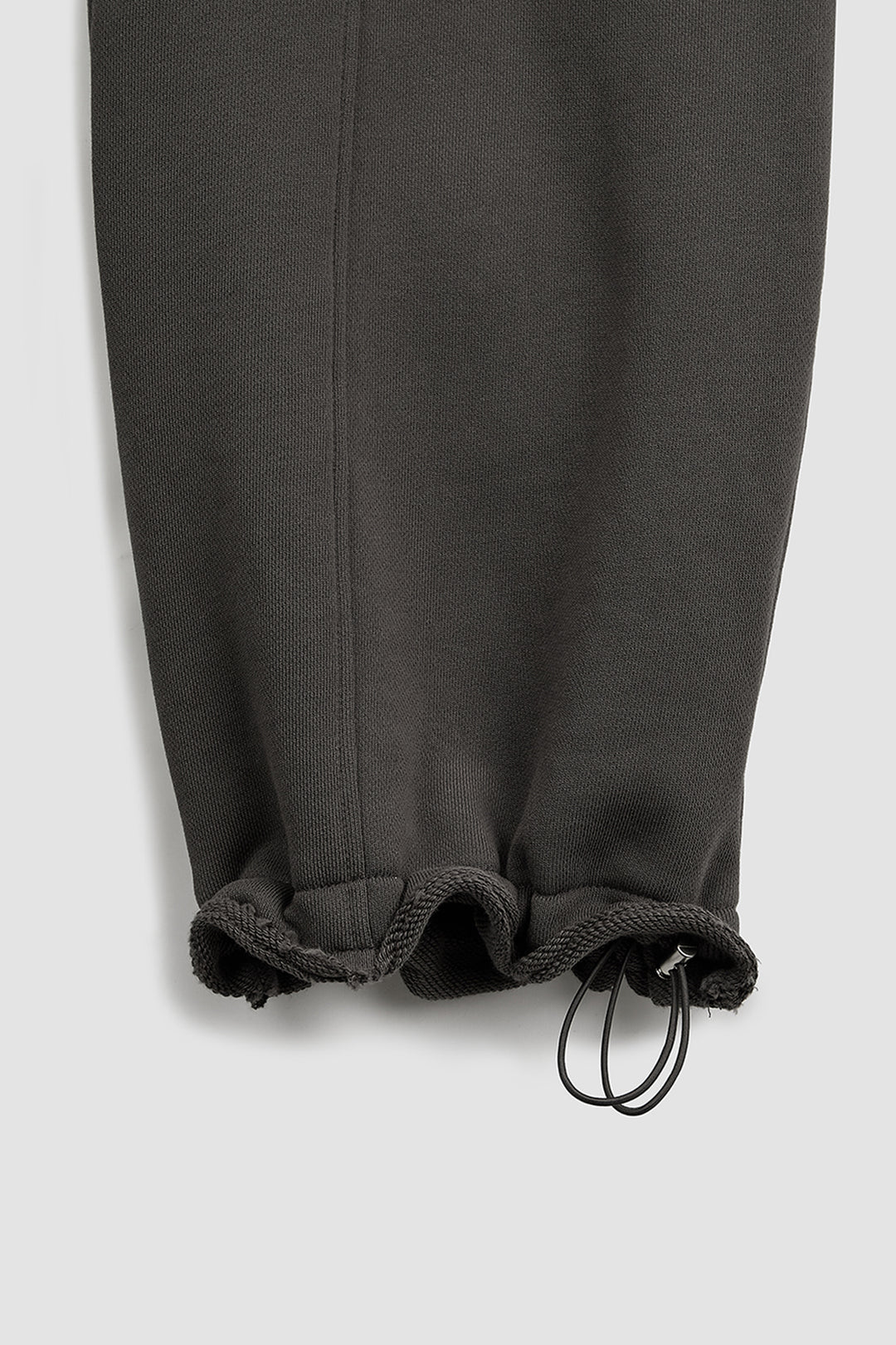 KIMMATIN Pocket Rivet Loose Fit Sweat Pants — Charcoal