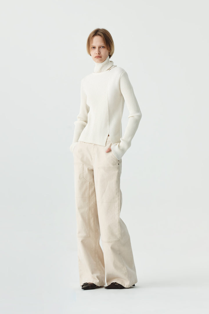 KIMMATIN Neck Slit Turtleneck Pullover — White