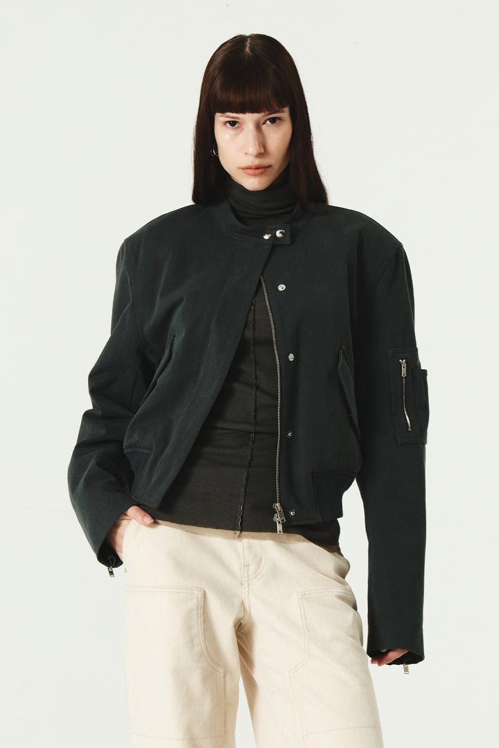 KIMMATIN Cut Line Point Turtle Neck Slim Top — Charcoal