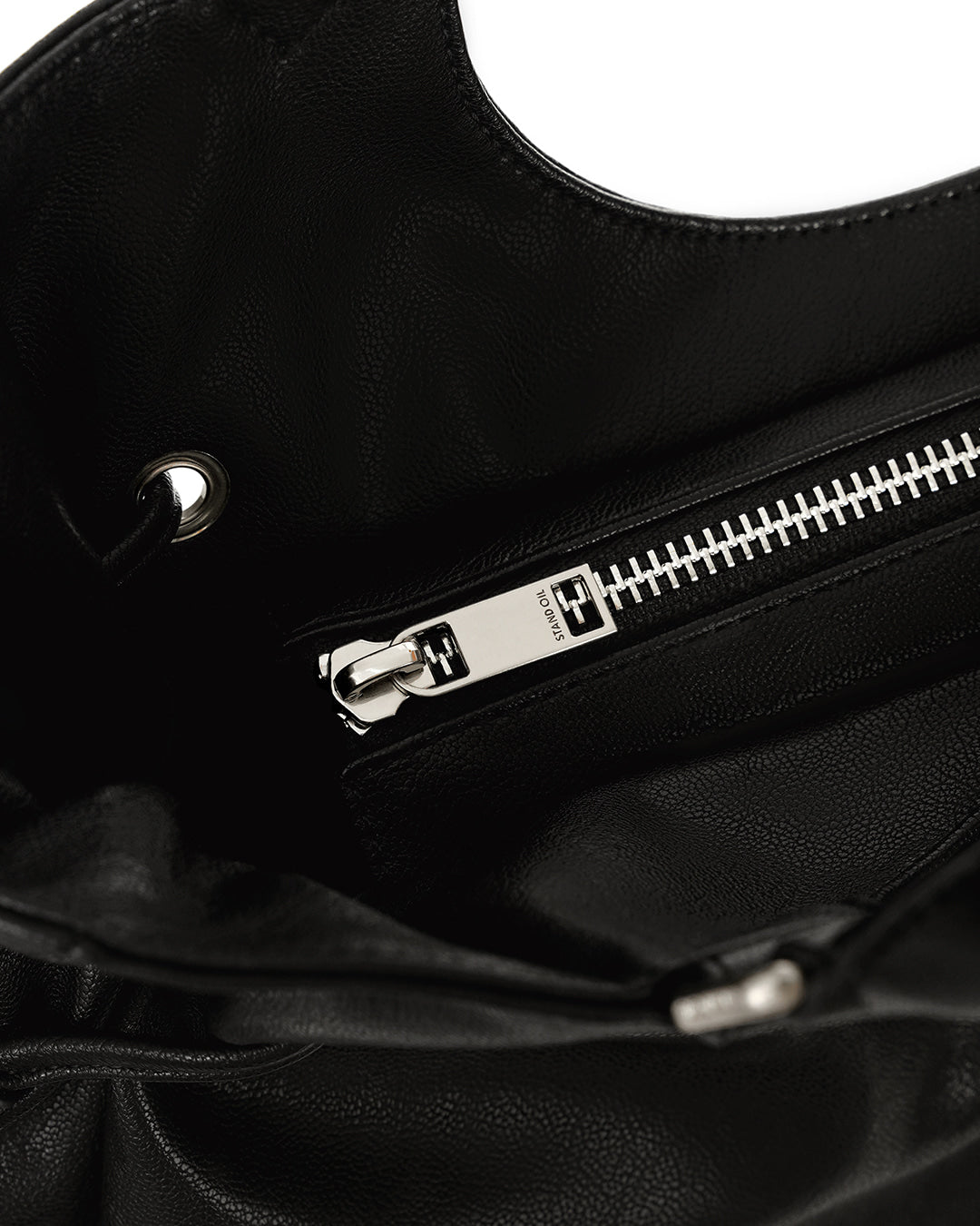 Stand Oil Breezy Bag — Black