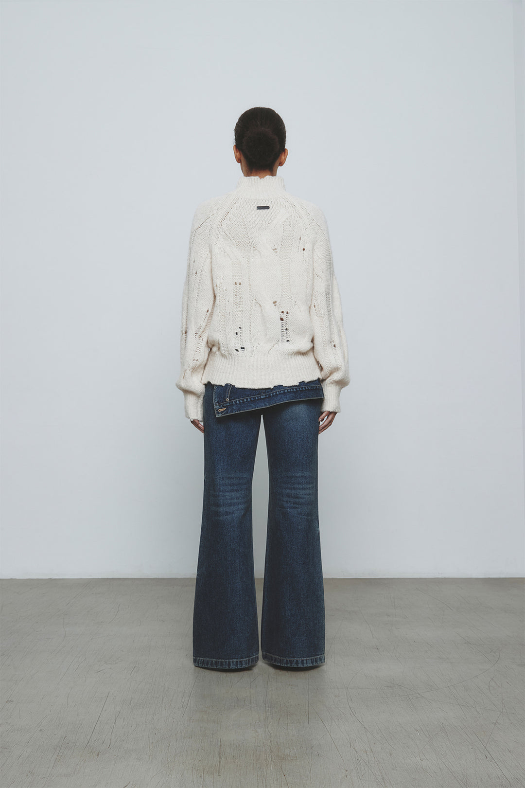 KIMMATIN Oversize Highneck Volume Pullover — Ivory