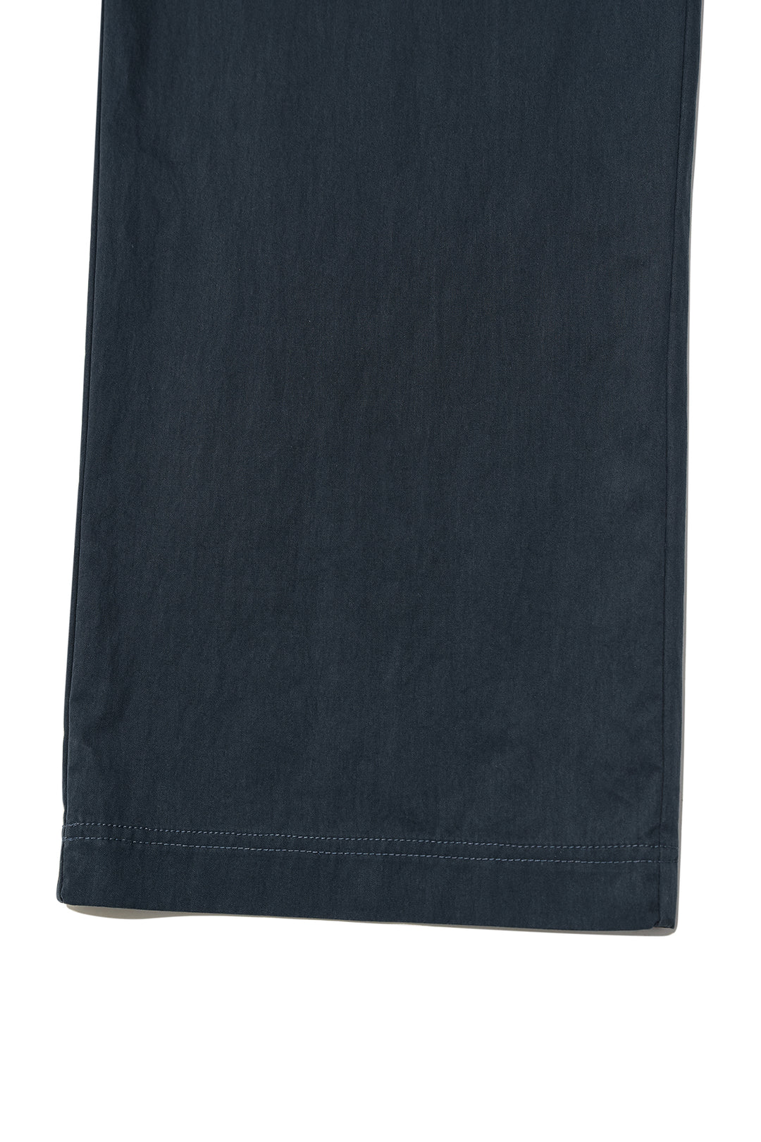 Matin Kim Snap Pocket Point Fatigue Pants — Navy blue