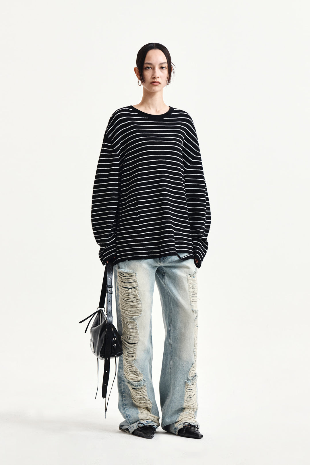Matin Kim Stripe Damaged Loose Pullover — Black