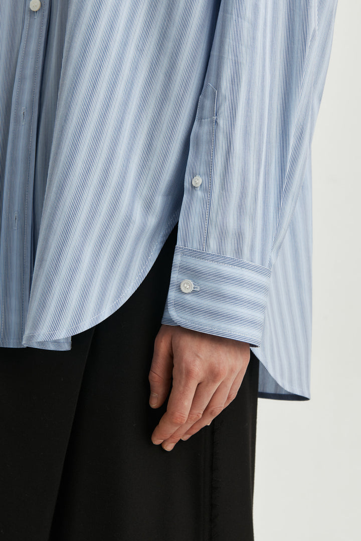 KIMMATIN Two Way Silhouette Shirt — Blue