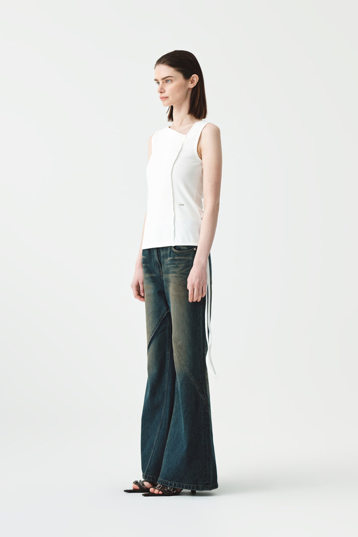 KIMMATIN Back Twist Unbalance Jersey Sleeveless — White