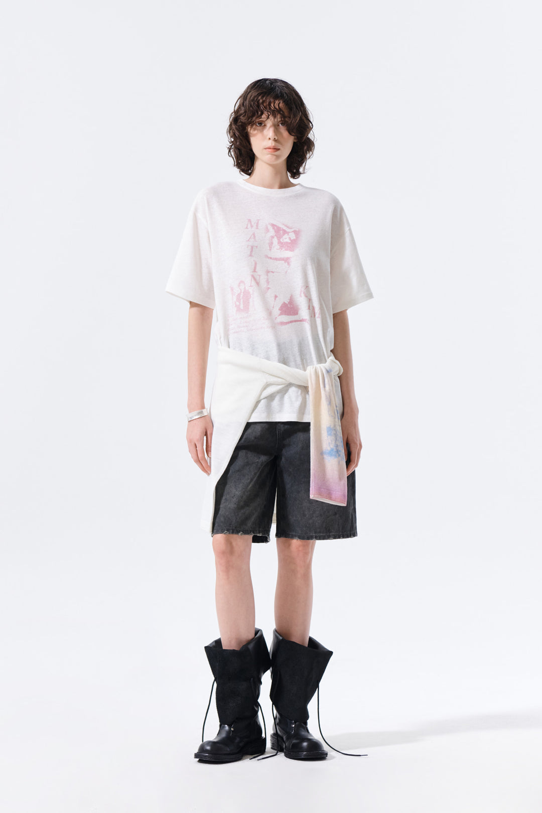 Matin Kim Portrait Graffiti Logo Top — White