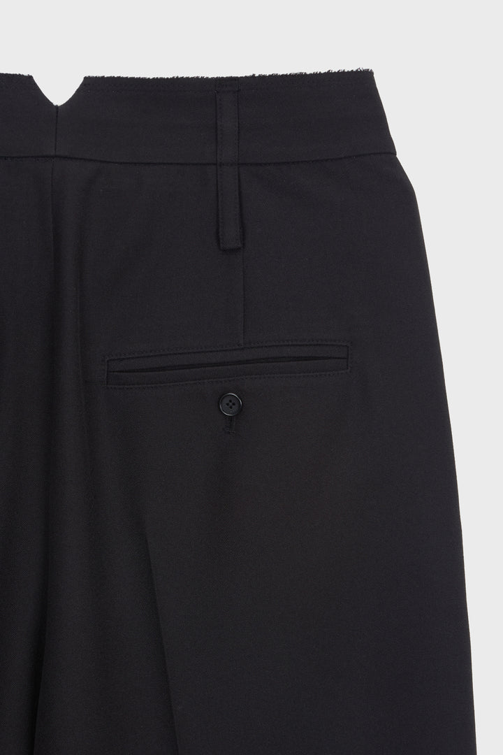 KIMMATIN Destressed Waist Pintuck Wide Pants — Black