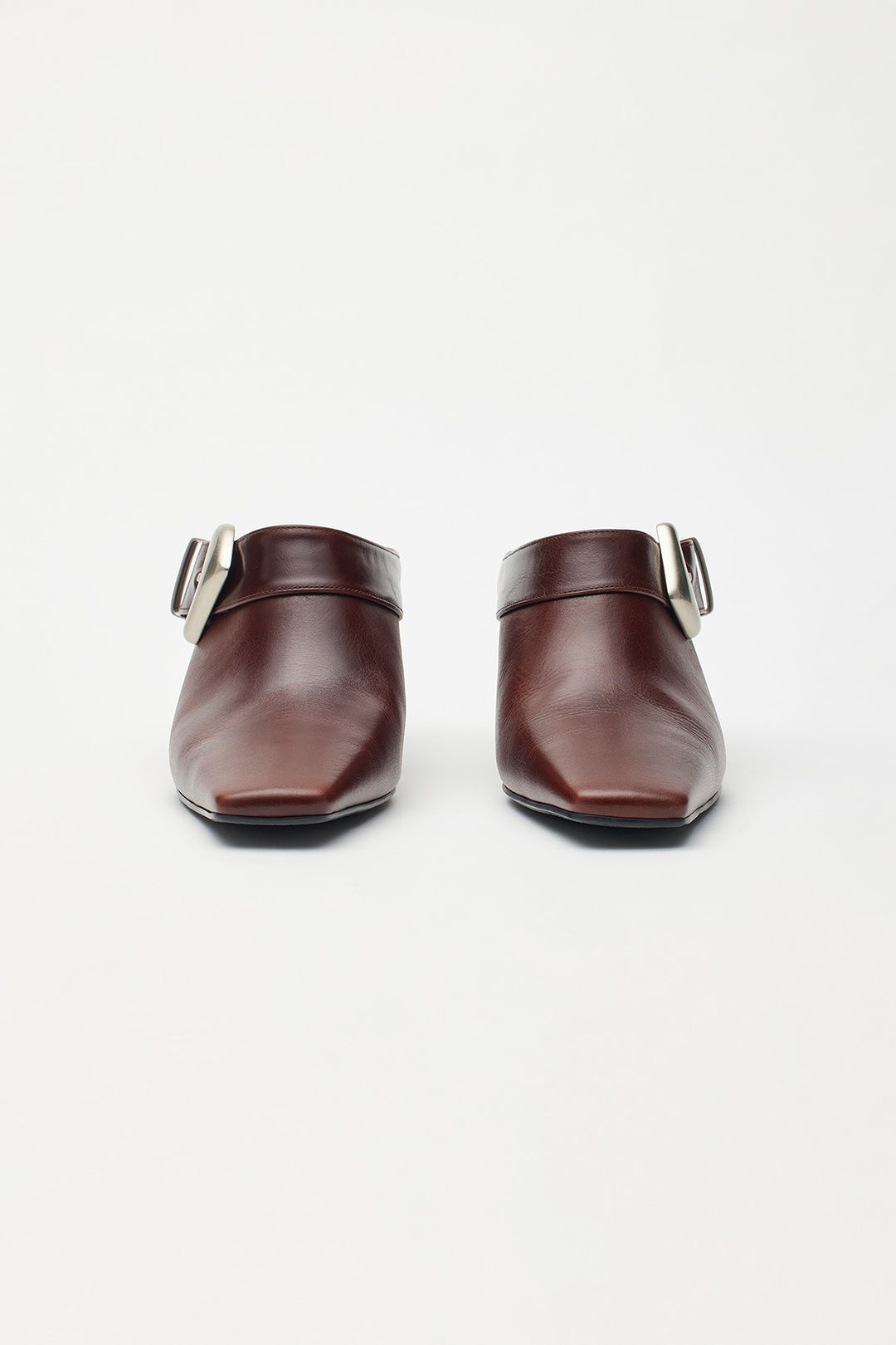 KIMMATIN Bold Buckle Leather Mule — Brown