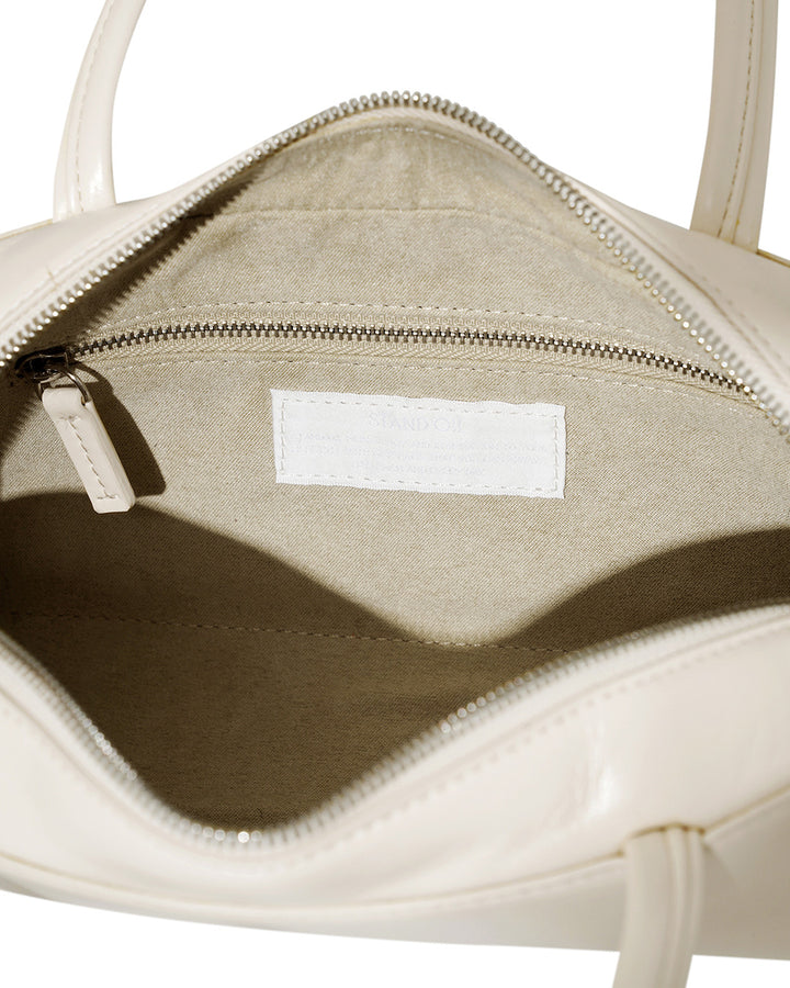 Stand Oil Post Bag — Square Box Shoulder — Cream