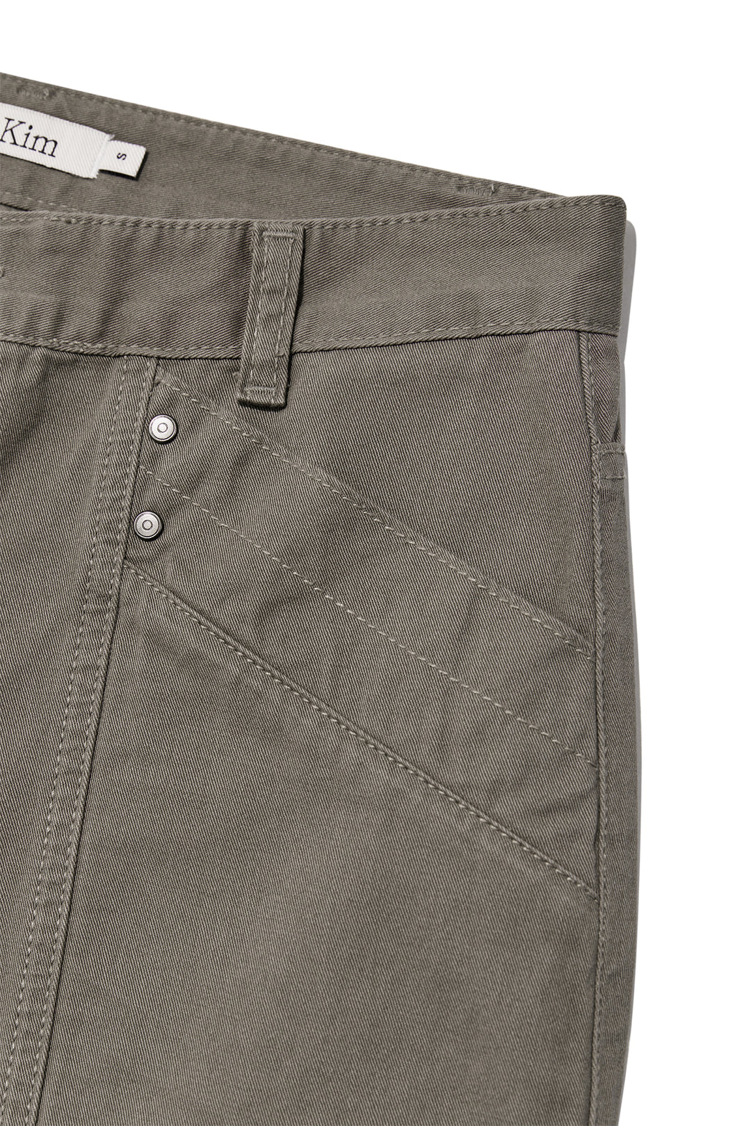 Matin Kim Semi Slimfit Bermuda Pants — Khaki