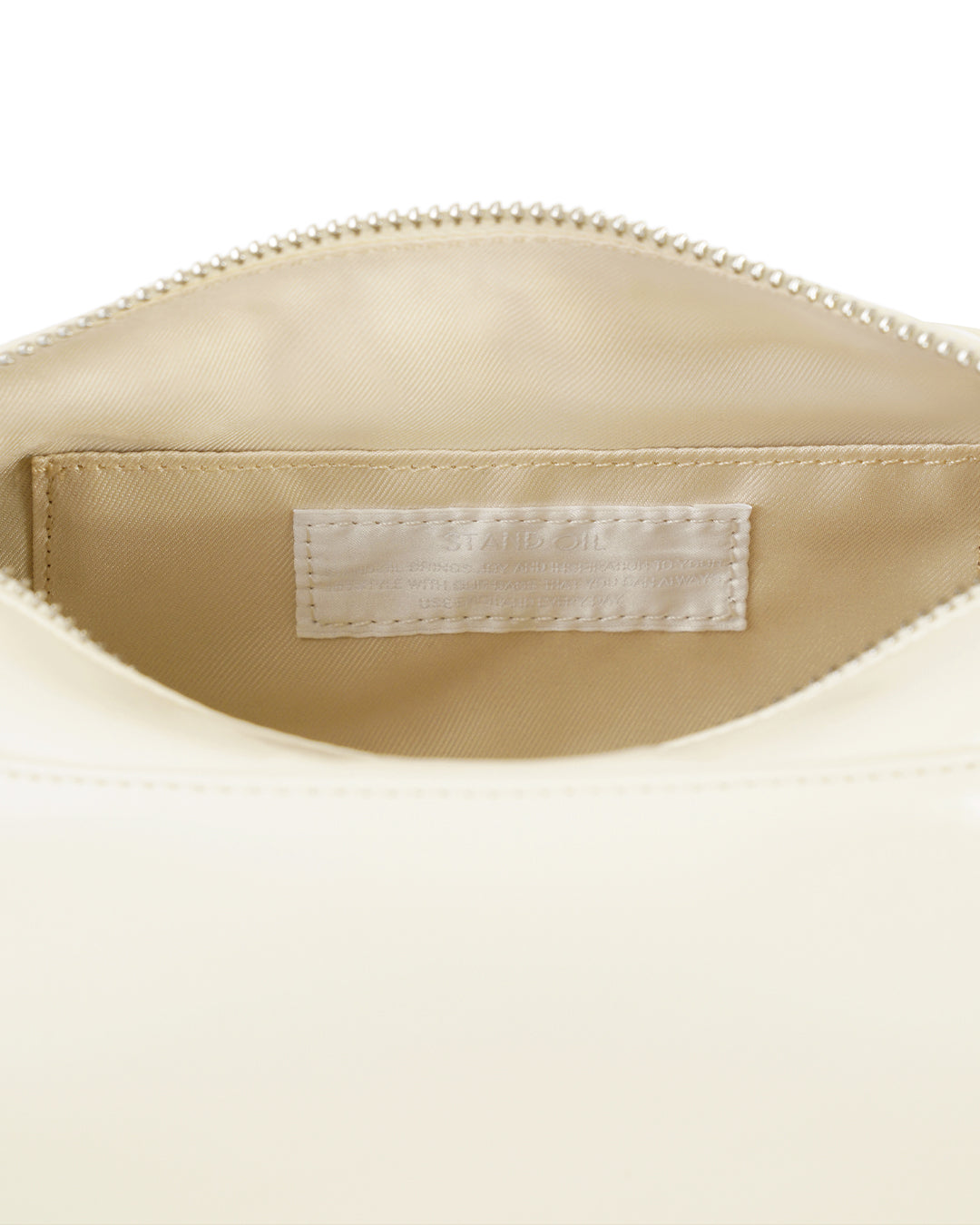 Stand Oil Chunky Bag — Glossy Wrinkled Leather — Cream