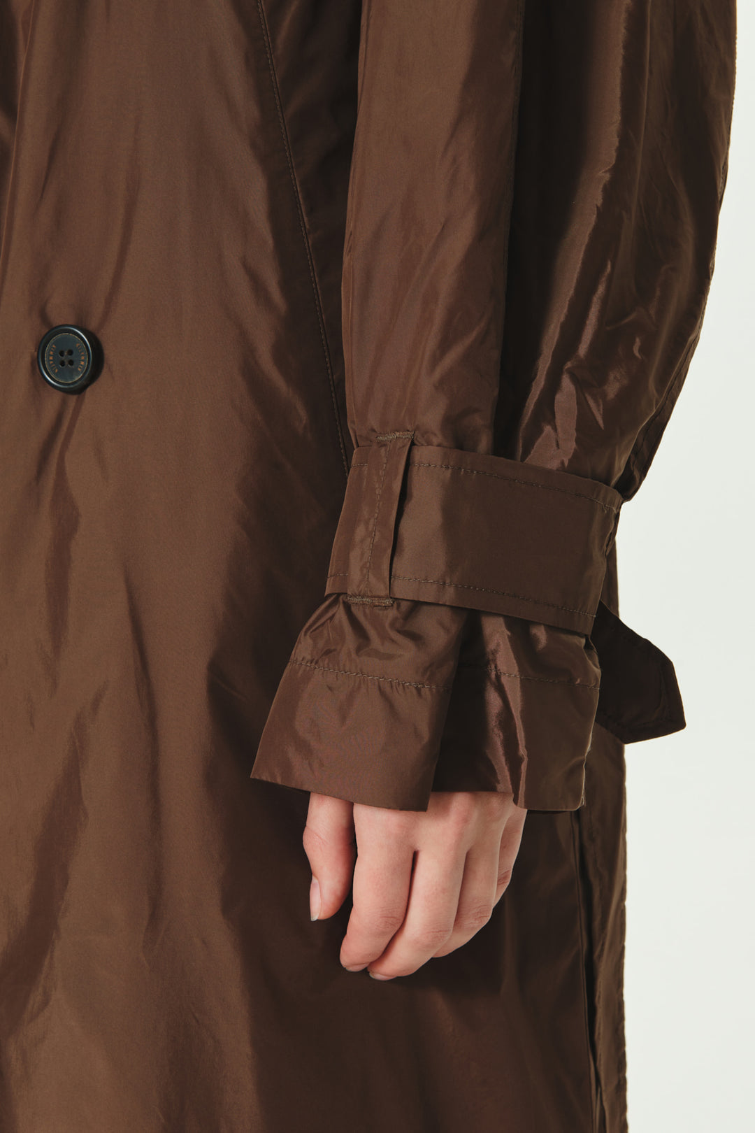KIMMATIN Raglan Belted Nylon Trench Coat — Brown